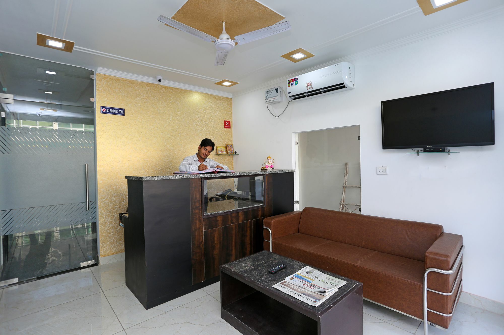 ניו דלהי Hotel Aero Stay מראה חיצוני תמונה